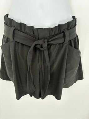 Athleta Skyline Paperbag Waist Tie Front Shorts Black Size 2